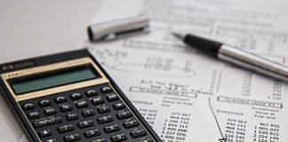 Managing Holiday gift budgets: How to create a holiday budget